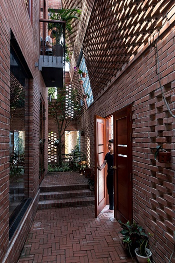 نمای آجری سوراخ‌دار هانوی توسط استودیو ویتنامی HP Architects